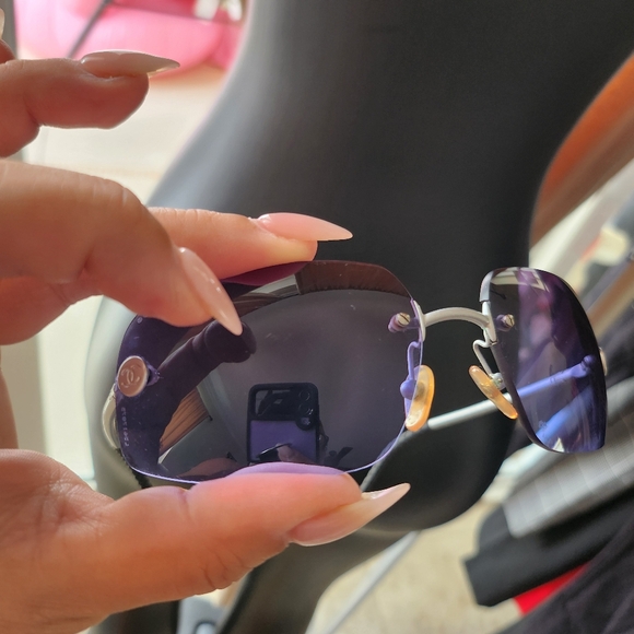 Chanel sunglasses - Picture 9 of 9